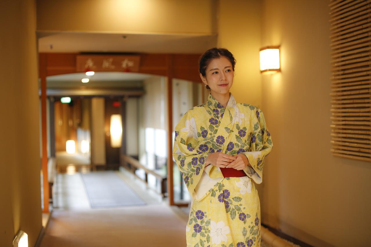 ホテル 吉田屋 山王閣 加賀市 エクステリア 写真